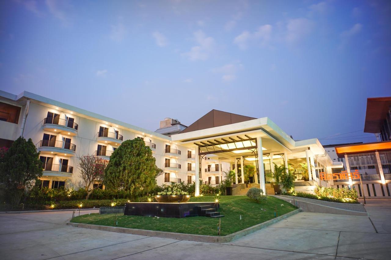 Mittapan Hotel Kanchanaburi Ngoại thất bức ảnh