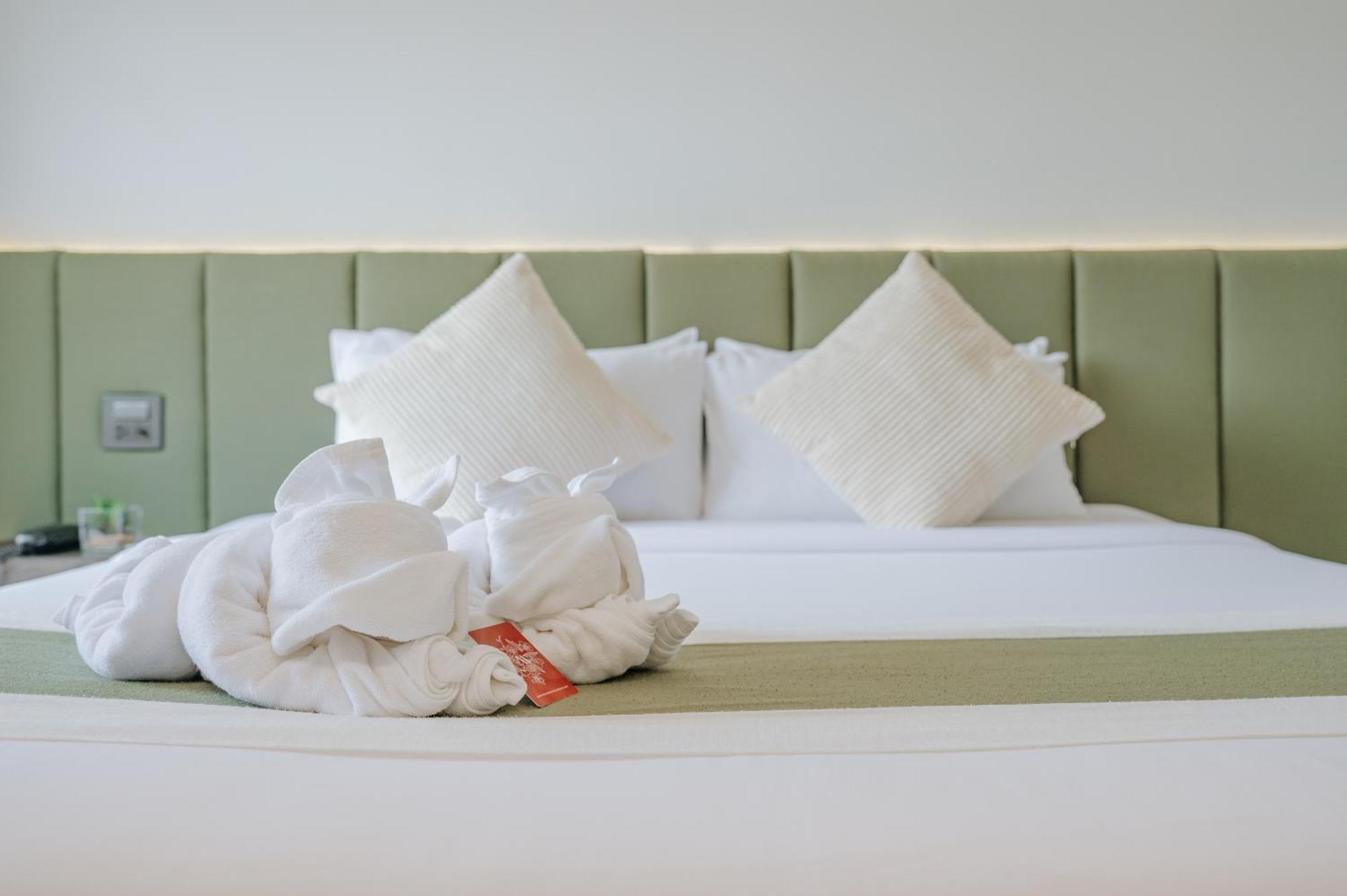 Mittapan Hotel Kanchanaburi Ngoại thất bức ảnh