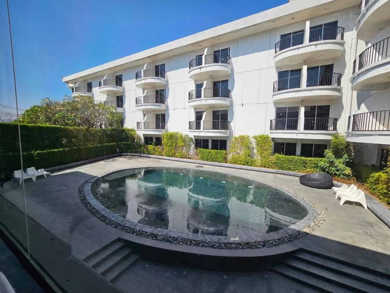 Mittapan Hotel Kanchanaburi Ngoại thất bức ảnh