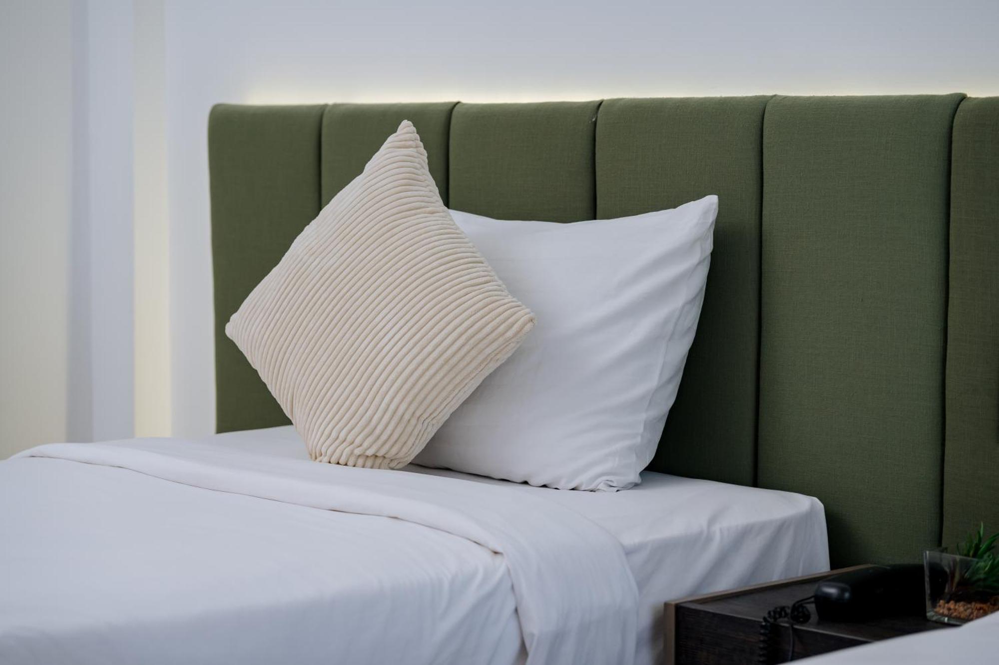 Mittapan Hotel Kanchanaburi Ngoại thất bức ảnh